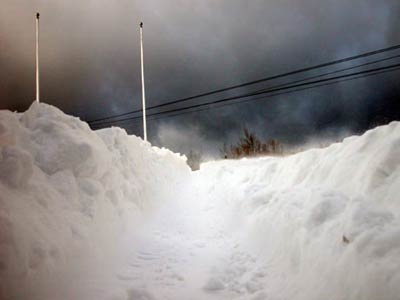 jay_openingsnow.jpg